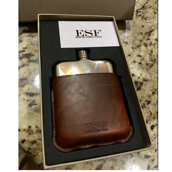 Stainless Steel 6oz Flask in vegan Leather Holster - Picture 4 of 8